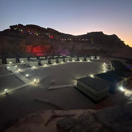 Space Village Luxury Camp Wadi Rum Exterior photo