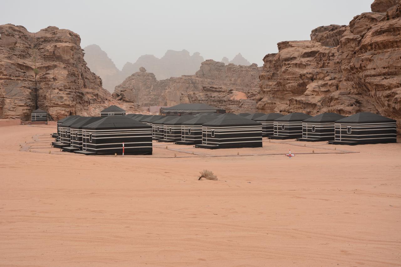 Space Village Luxury Camp Wadi Rum Exterior photo