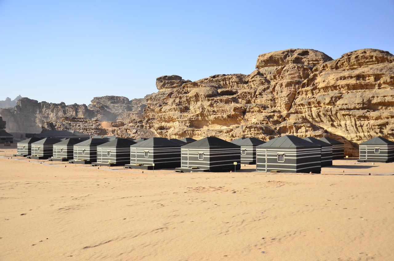 Space Village Luxury Camp Wadi Rum Exterior photo