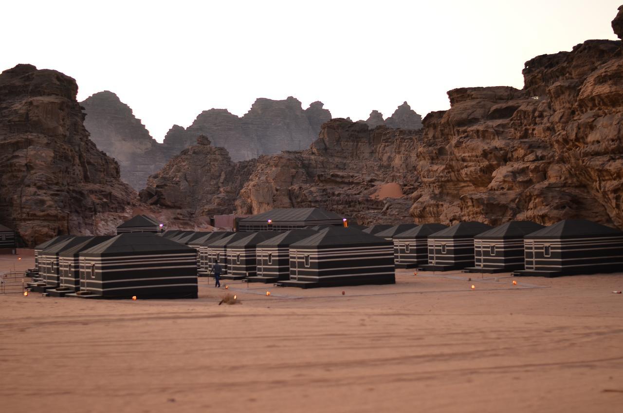 Space Village Luxury Camp Wadi Rum Exterior photo