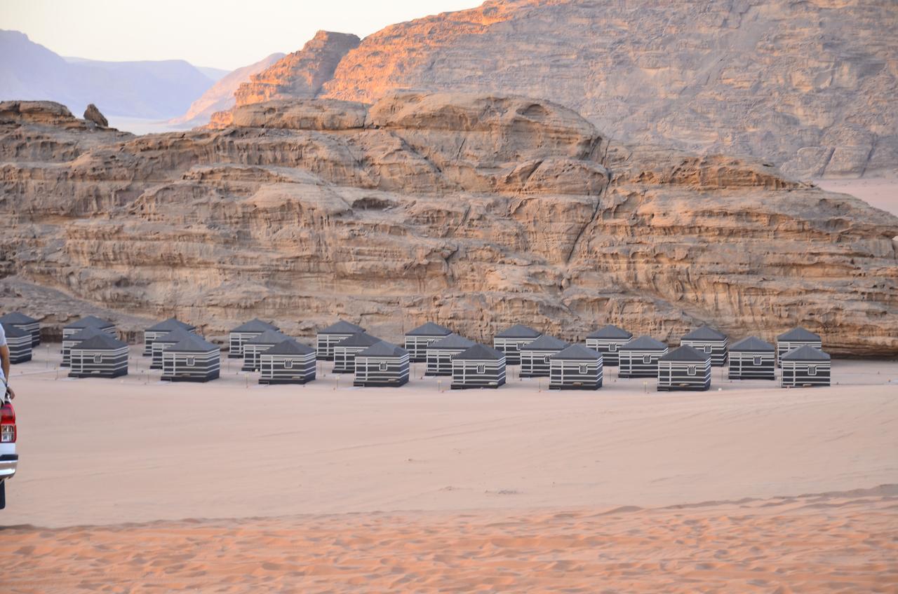 Space Village Luxury Camp Wadi Rum Exterior photo