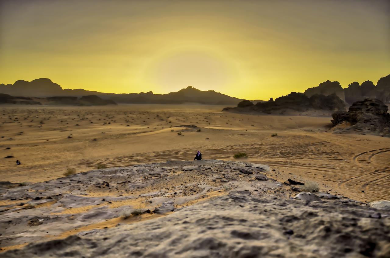 Space Village Luxury Camp Wadi Rum Exterior photo