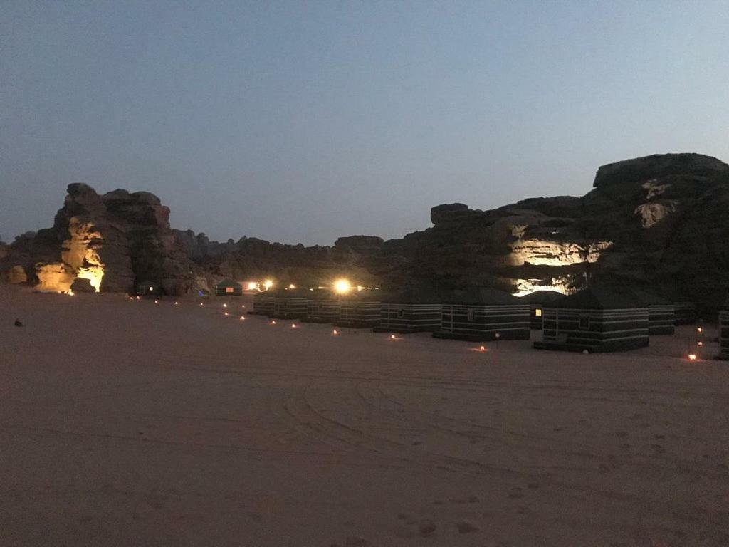 Space Village Luxury Camp Wadi Rum Exterior photo